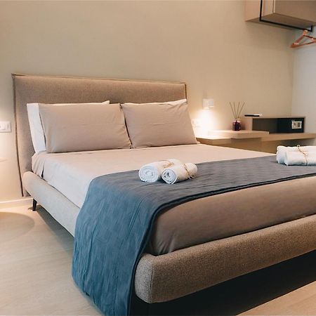 18Zero2 Luxury Rooms 바리 외부 사진