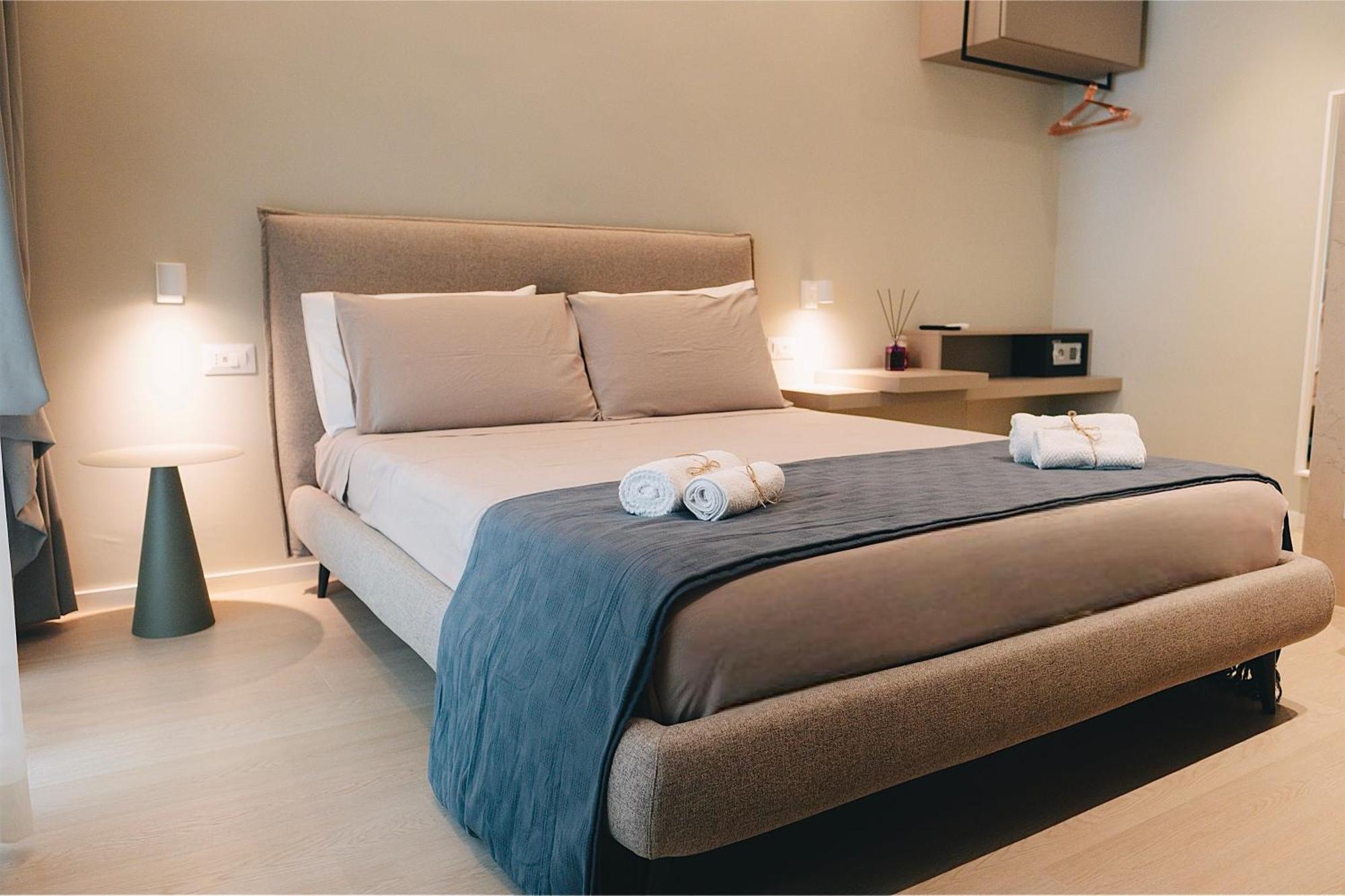 18Zero2 Luxury Rooms 바리 외부 사진